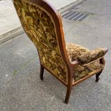 Louis XV Voltaire armchair in solid wood and floral velvet fabric from the years.