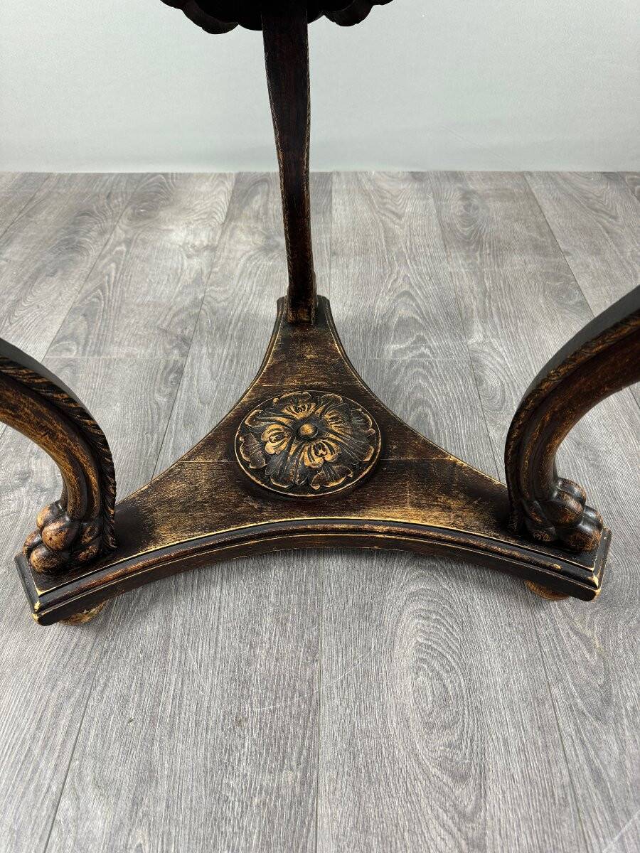 Table Guéridon en bois sculpté avec plateau en marbre, XIXe siècle