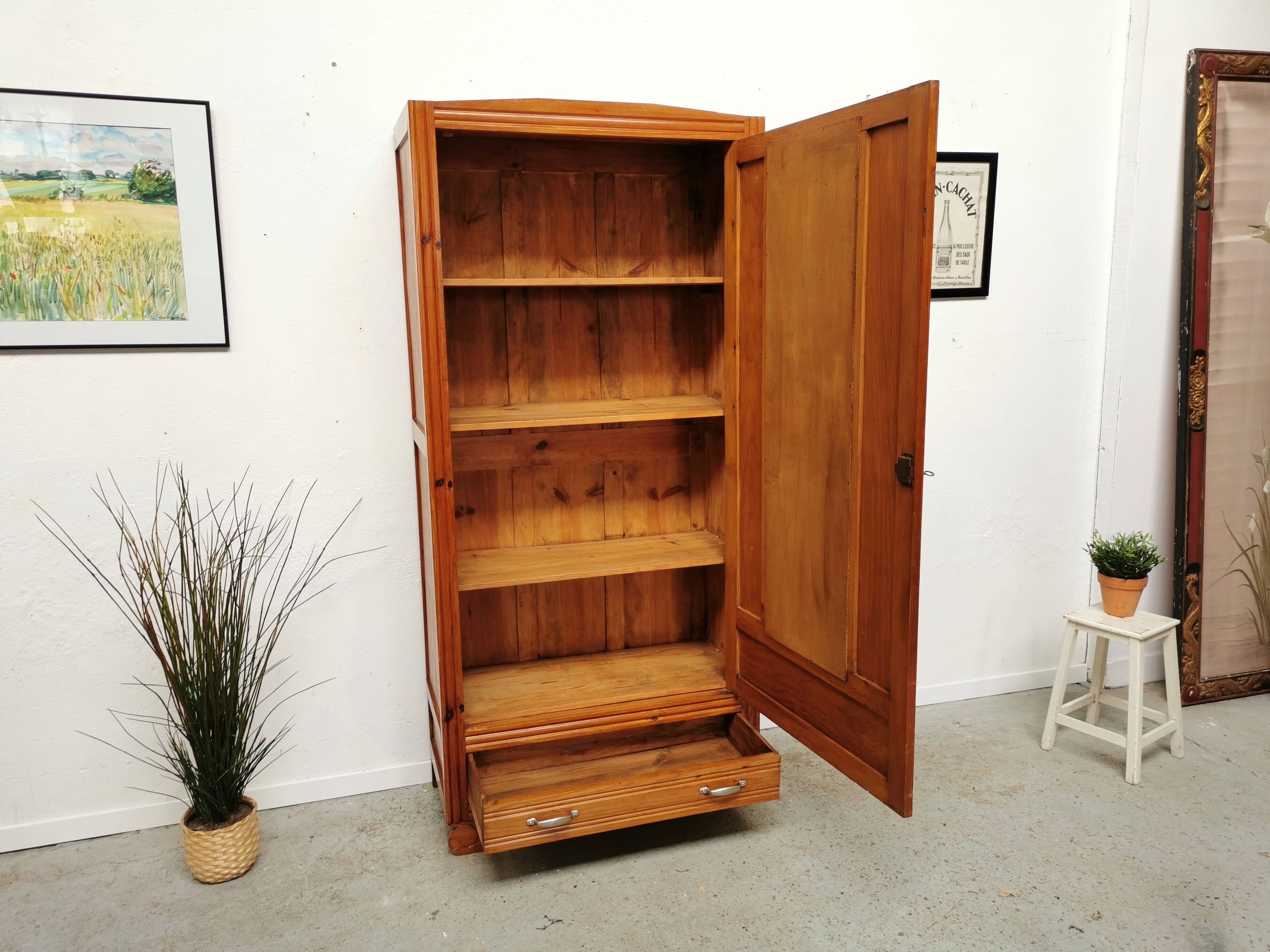 Vintage Parisian wardrobe