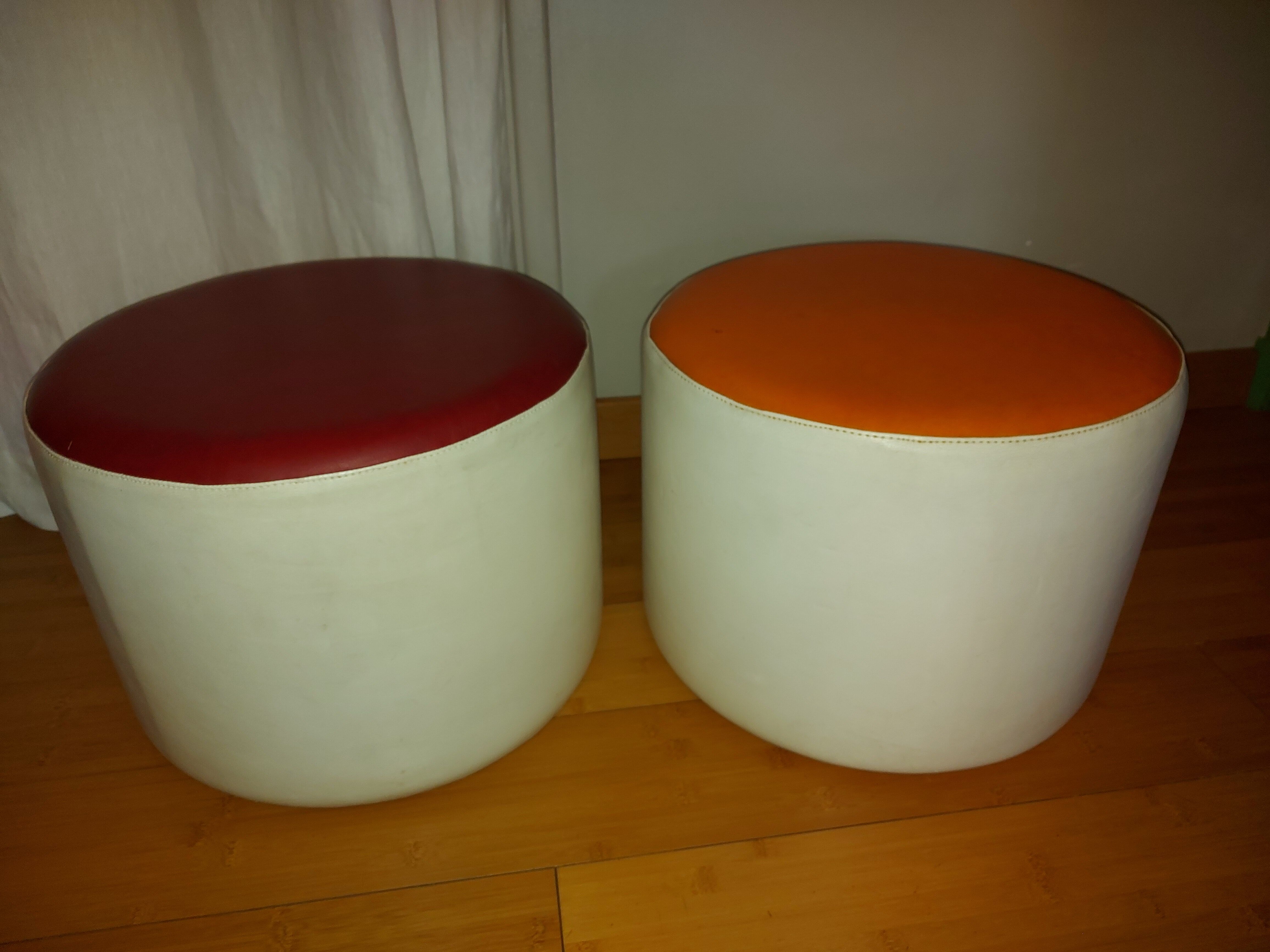 2 vintage skai beanbags, 70's