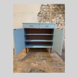 Buffet of the 60s, pastel blue