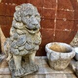 Fontaine statue Lion pierre reconstituée