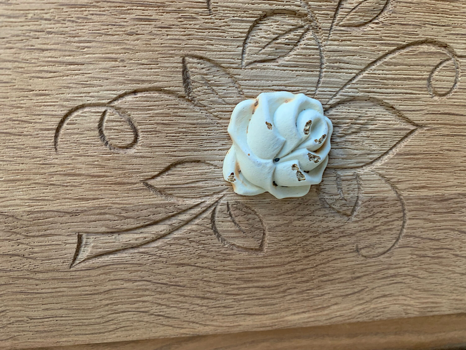 Art Deco chest of drawers