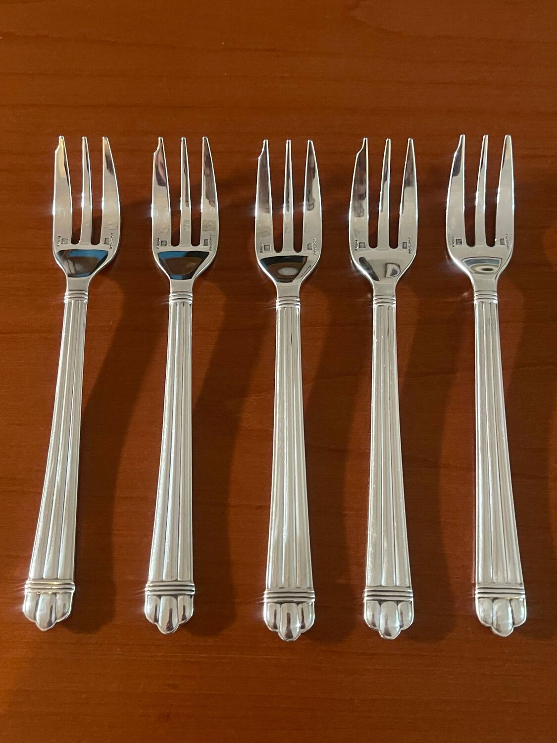 Christofle aria 5 cake forks, dessert very good condition