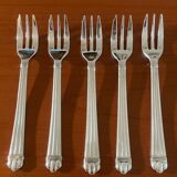 Christofle aria 5 cake forks, dessert very good condition