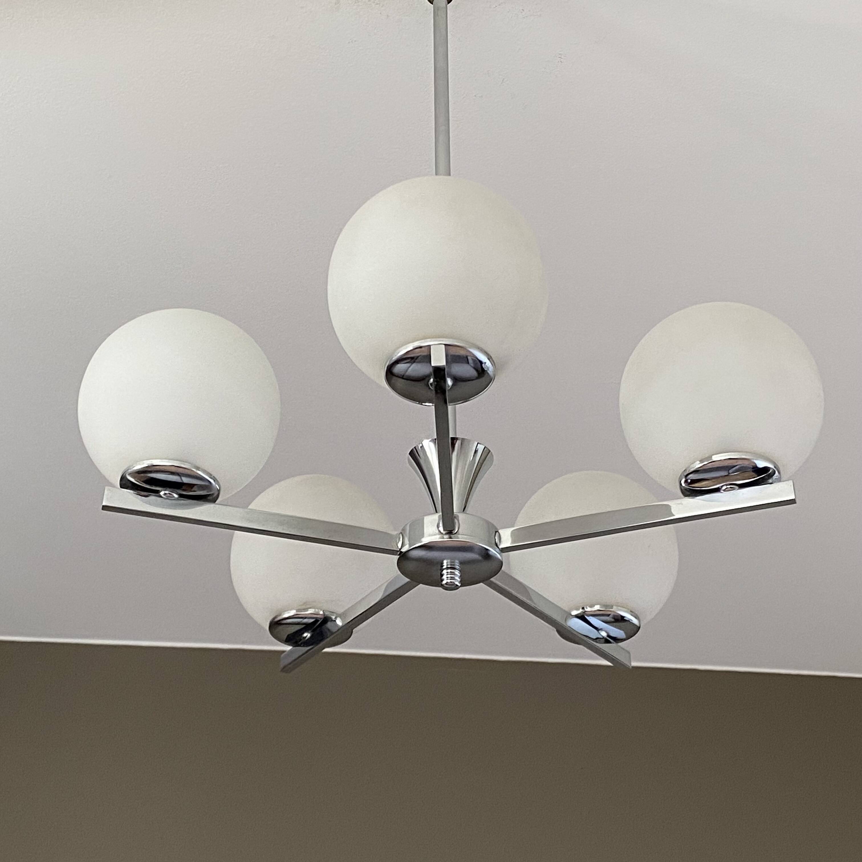 Lustre Spoutnik 5 globes. 1970. Space age.