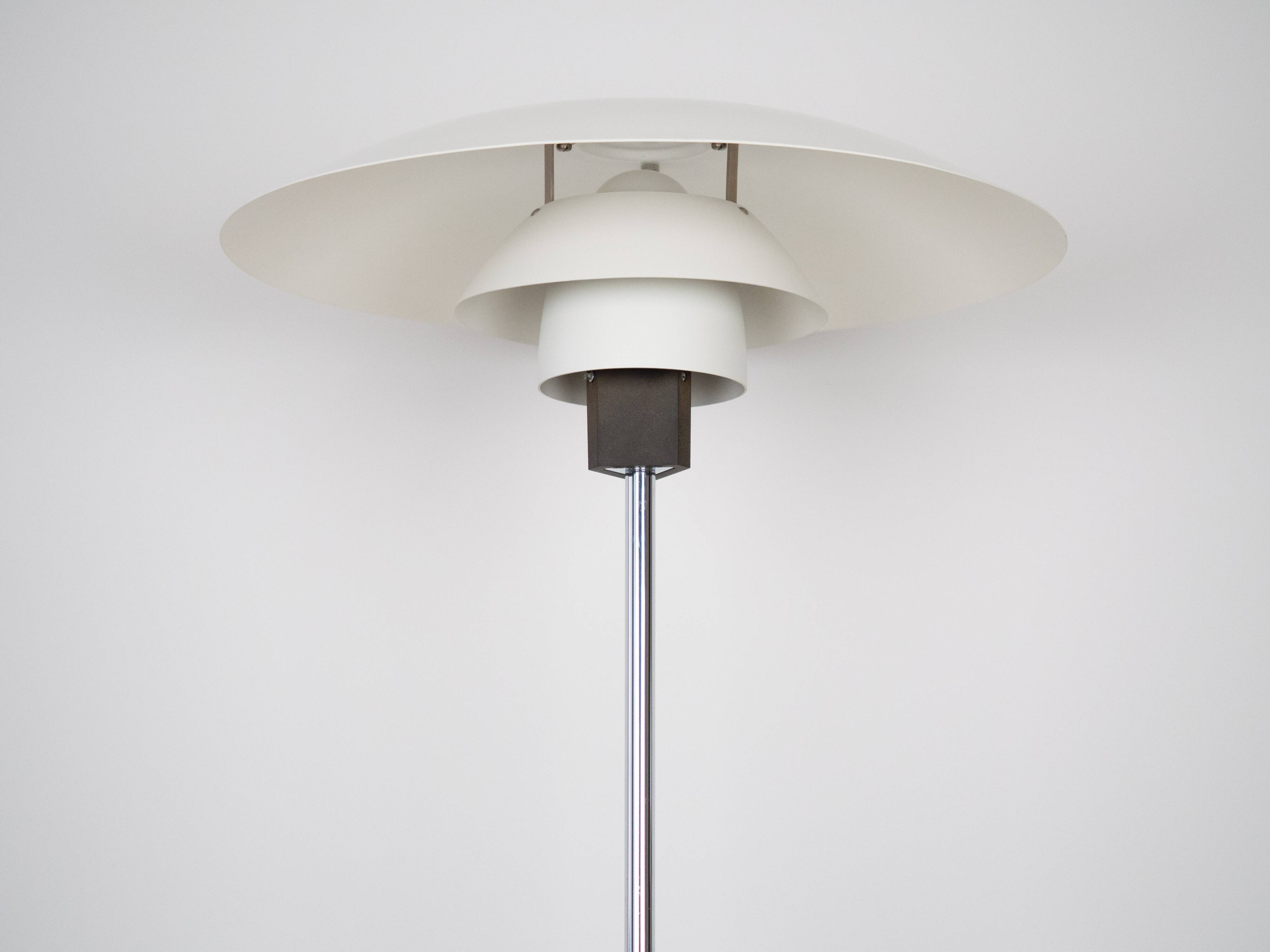 Lampe de table vintage danoise PH 4/3 par Poul Henningsen, Louis Poulsen, 1966