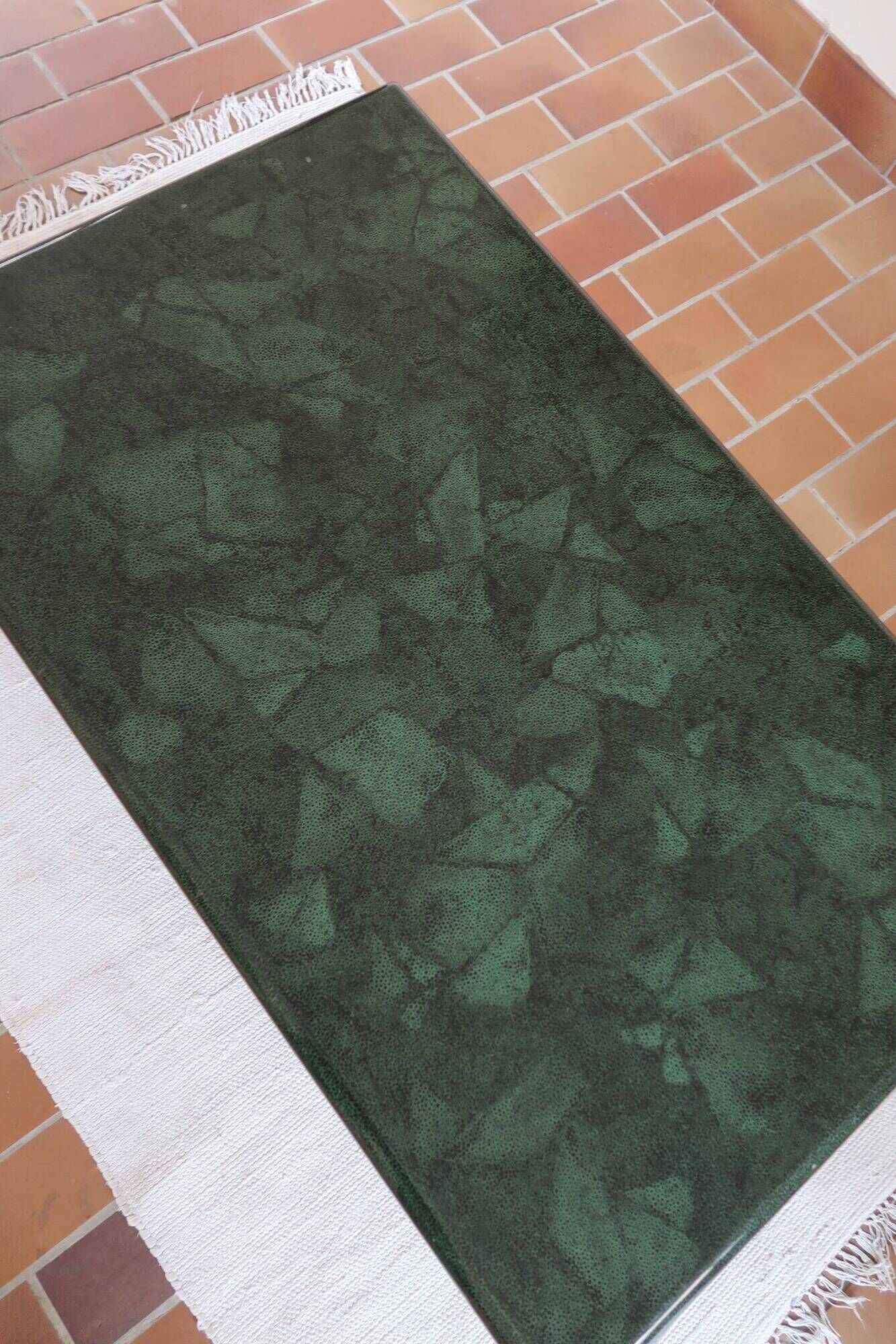 Green coffee table attributed to Jean-Claude Mahey, Roche Bobois.
