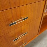 Deens teak vakkenkast met lades en hoge poten, vintage wandkast