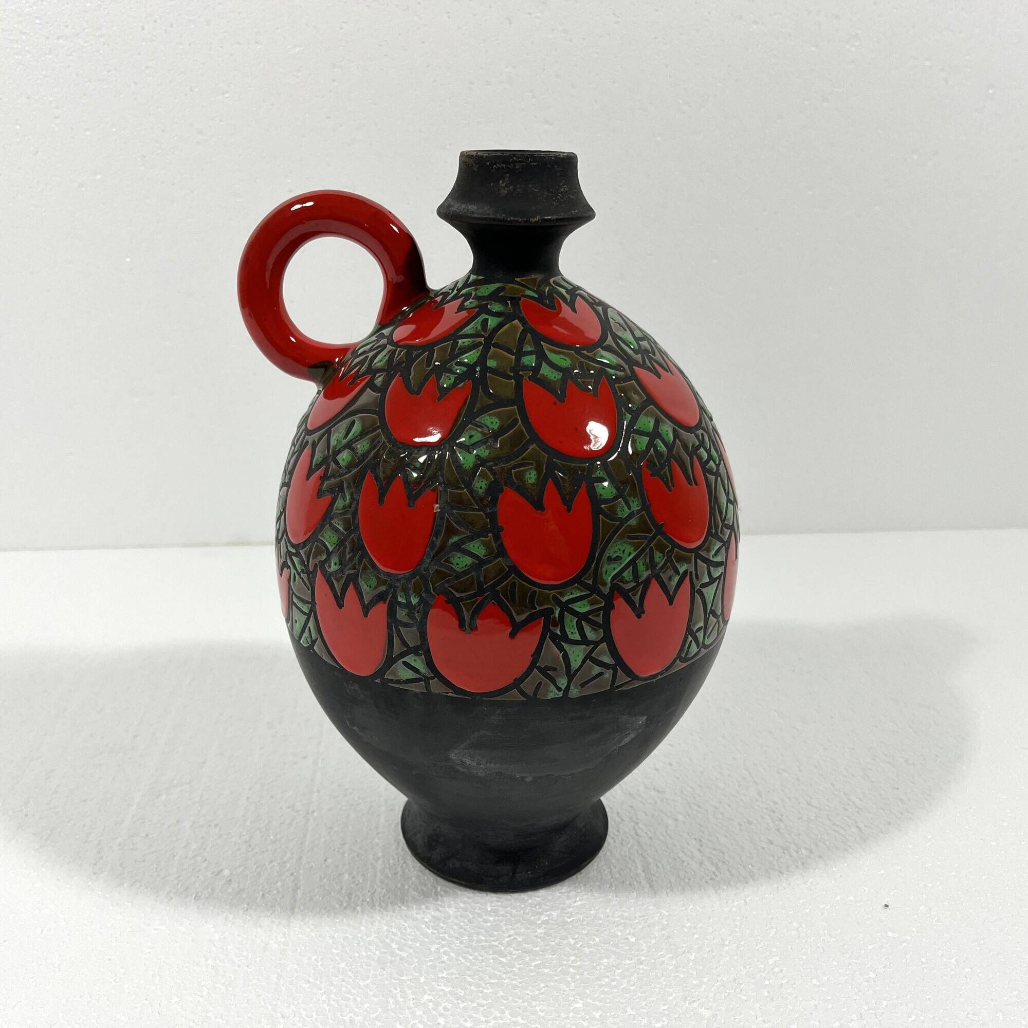 Alvino Bagni pottery vase Tulipani Rossi, Italy