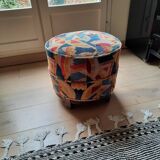 Hanging spring pouf