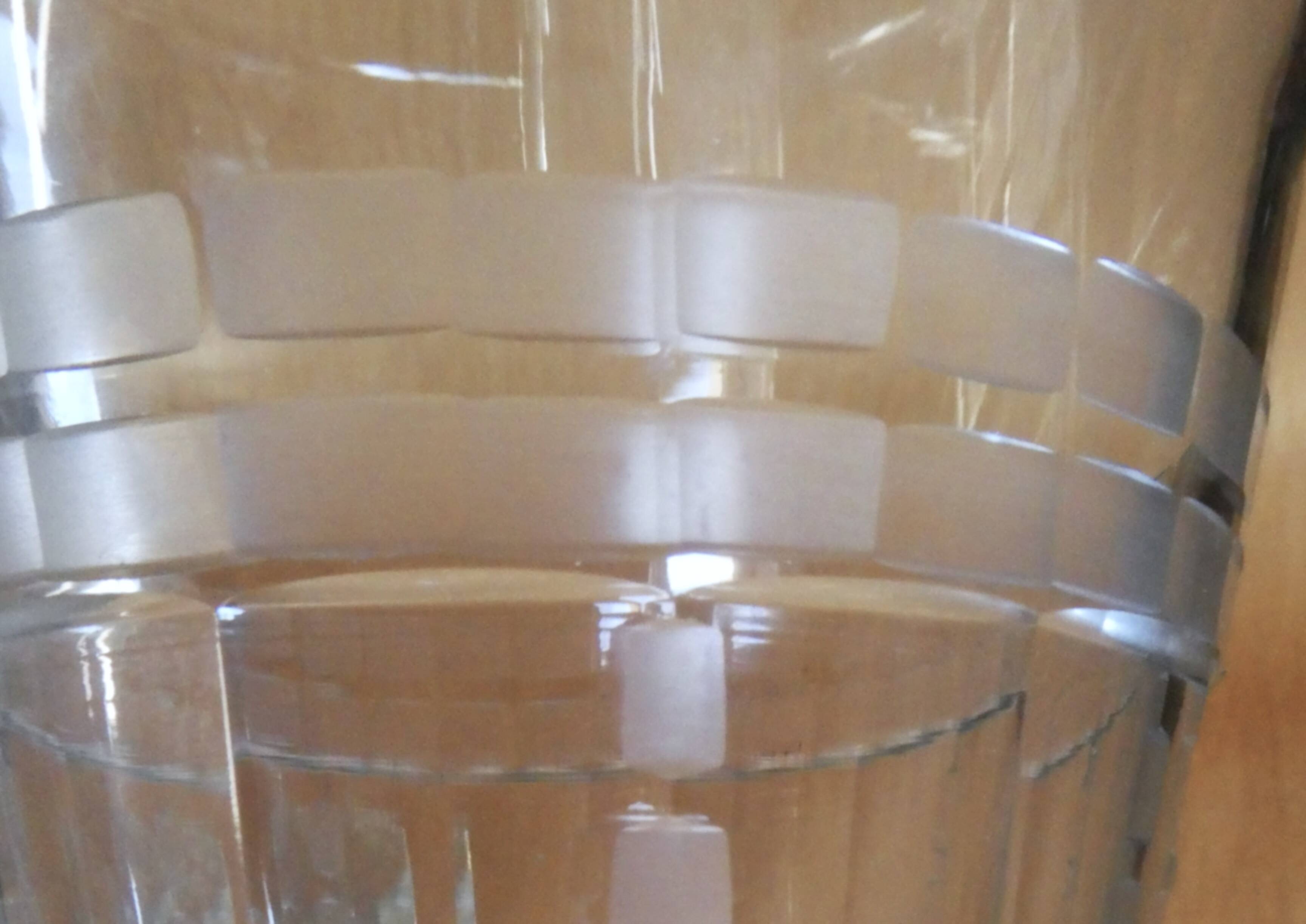 Elegant and refined Art Deco crystal carafe with a geometric design