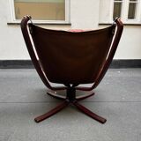 Fauteuil à dossier bas FALCON de Sigurd Ressel, Norvège