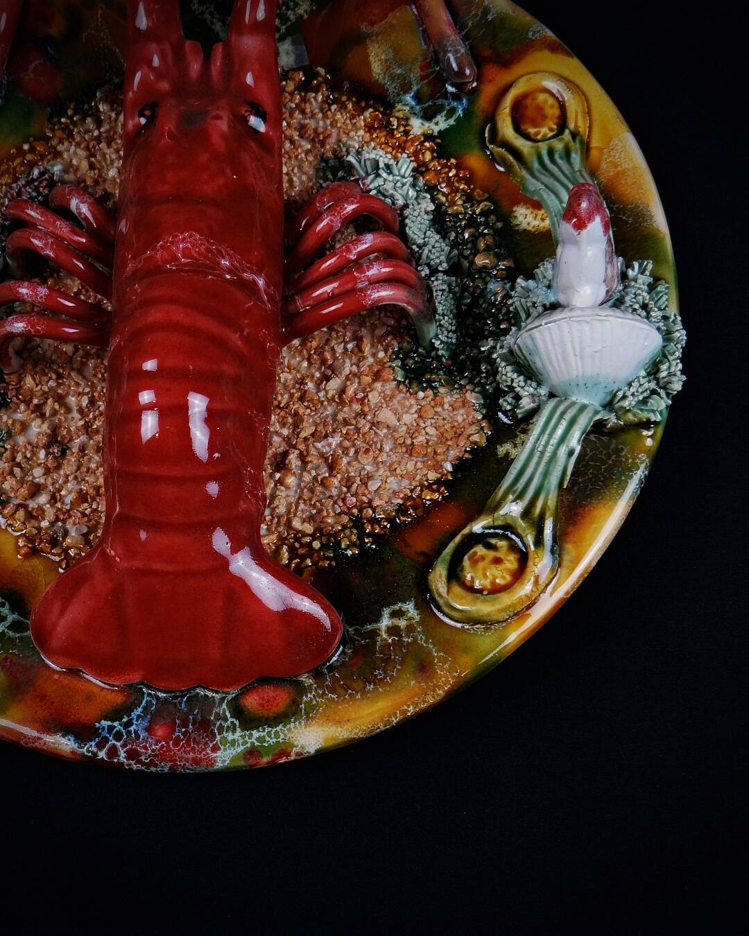 Lobster plate in Caldas da Rainha earthenware slip Palissy majolica