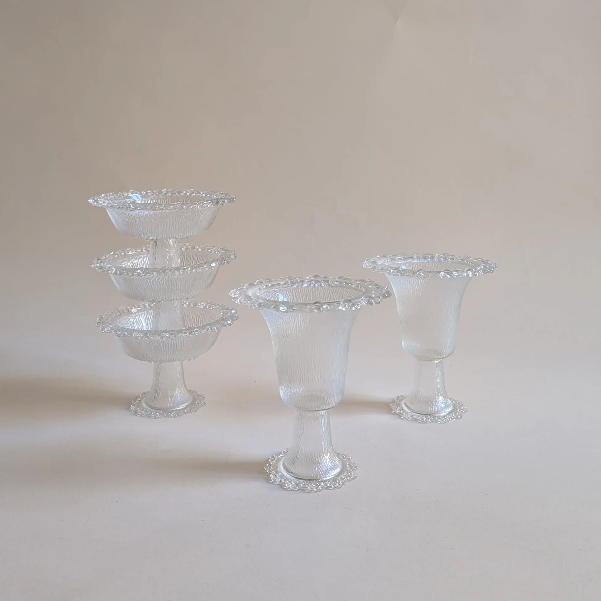 Set of 5 glass bowls
