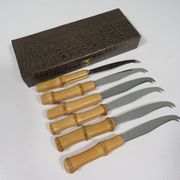 Cheese cutlery set of 6 pieces, bamboo and stainless steel, Italy 1960s
