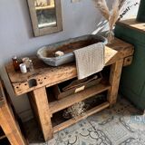 Carpenter's workbench