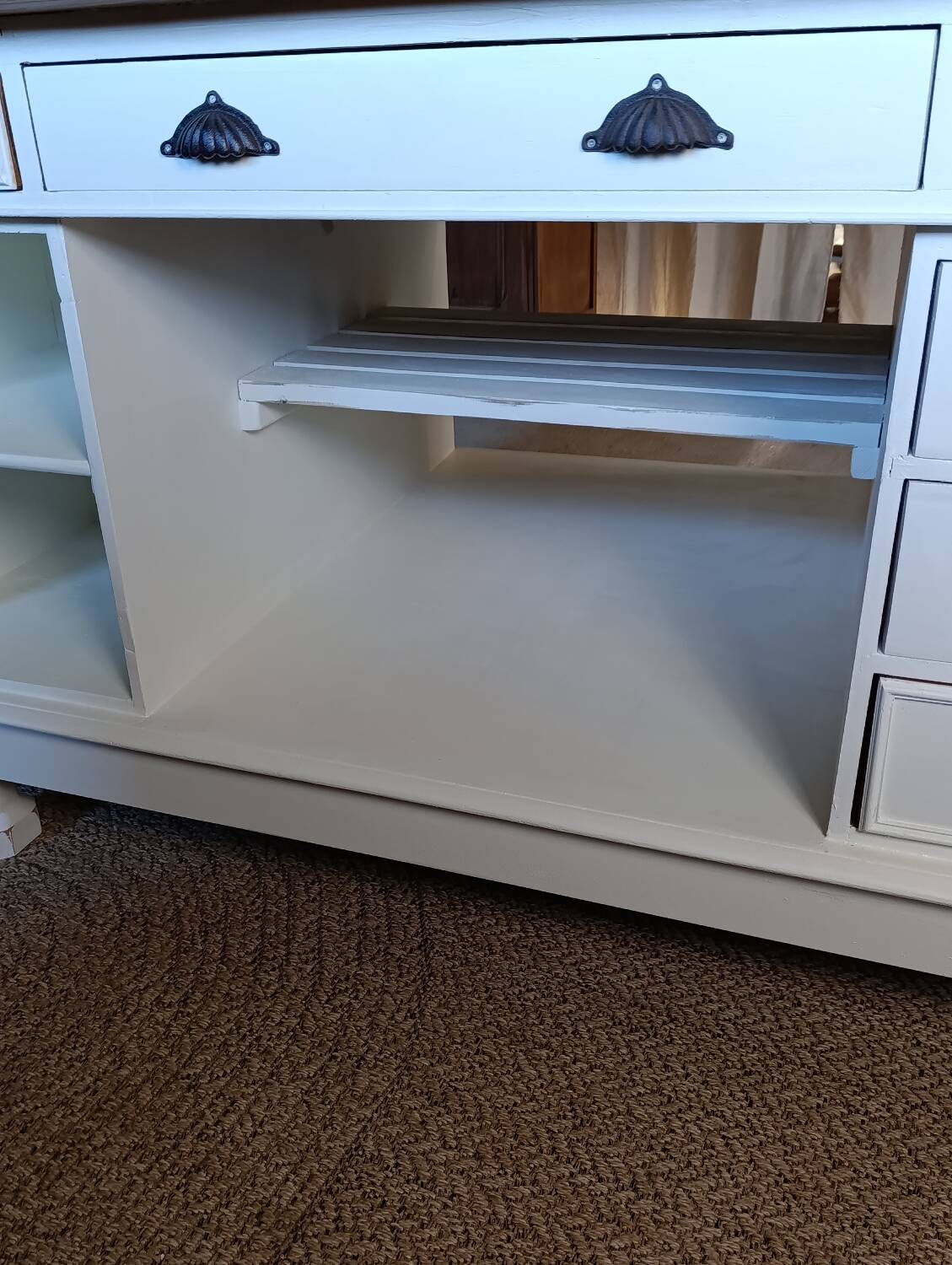 Island, kitchen counter