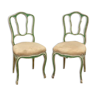 Paire de chaises de style Louis XV