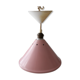 Hanging of vintage pink emailed sheet metal
