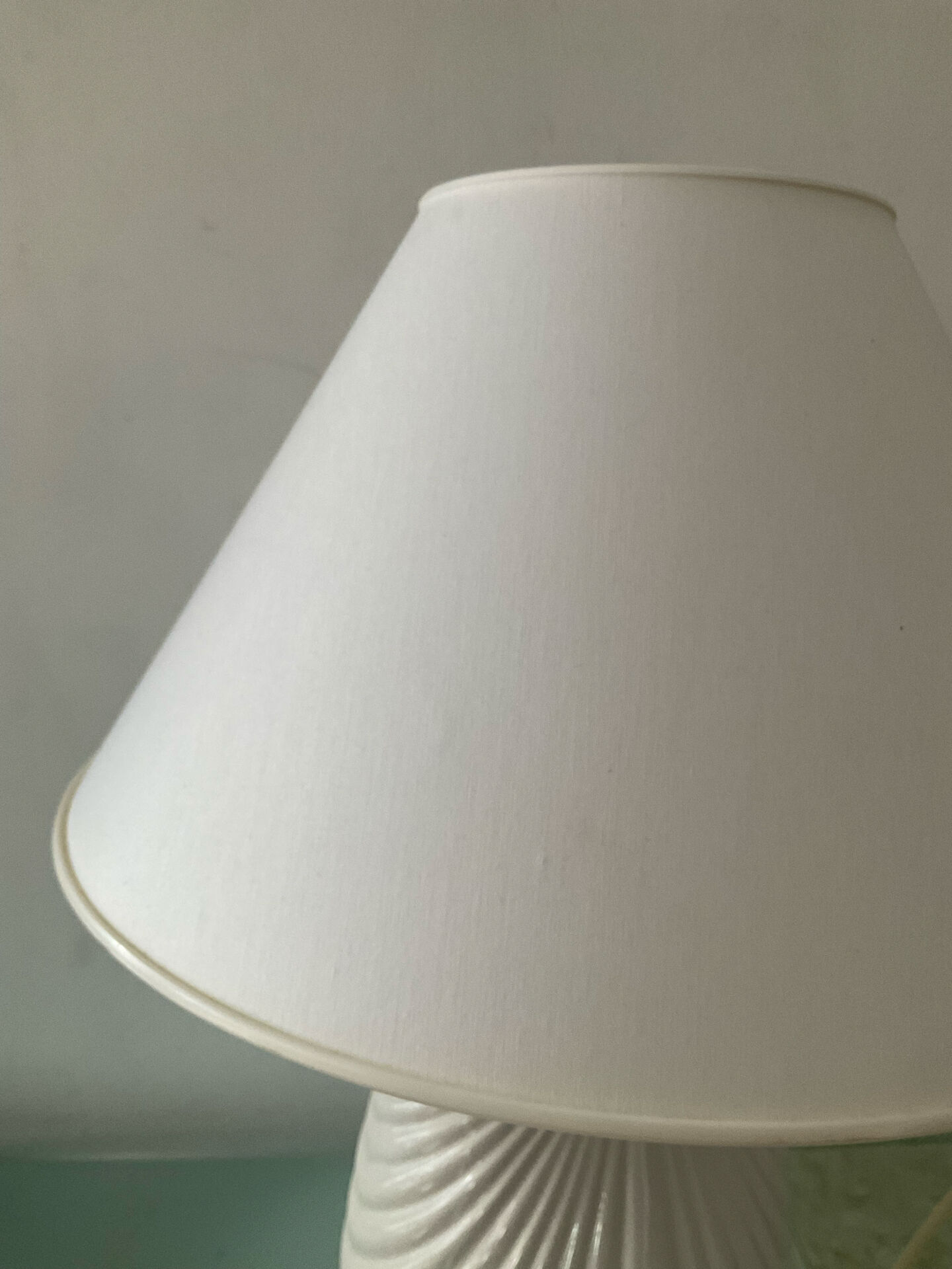 Lampe vintage années 70 en céramique émaillée 