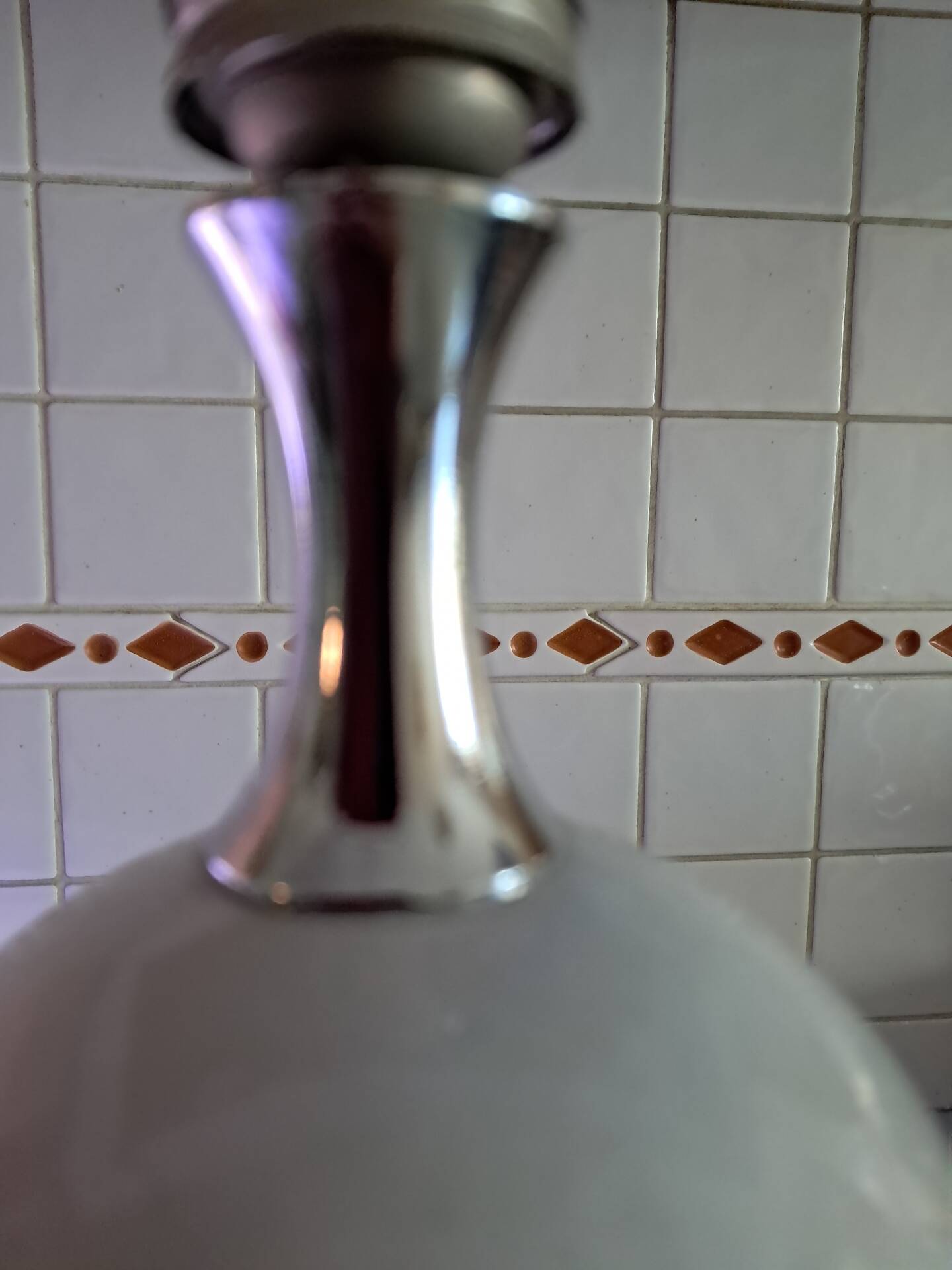 White ceramic lamp base