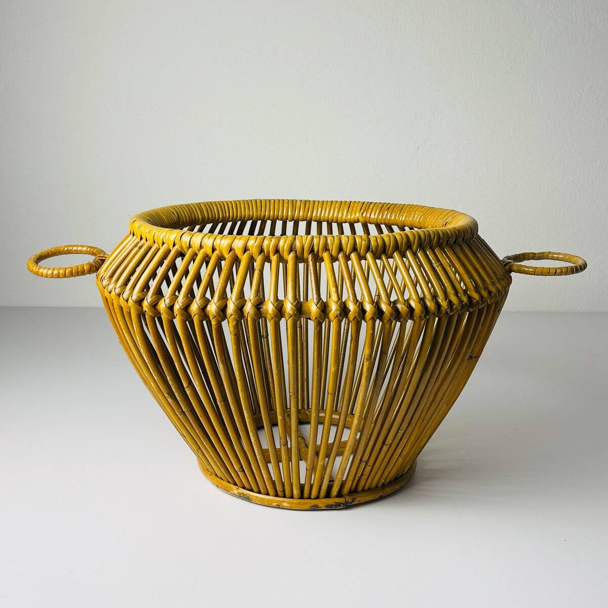 Vintage rattan basket, Italy, 1960s
