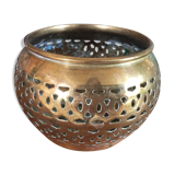 Copper pot cache