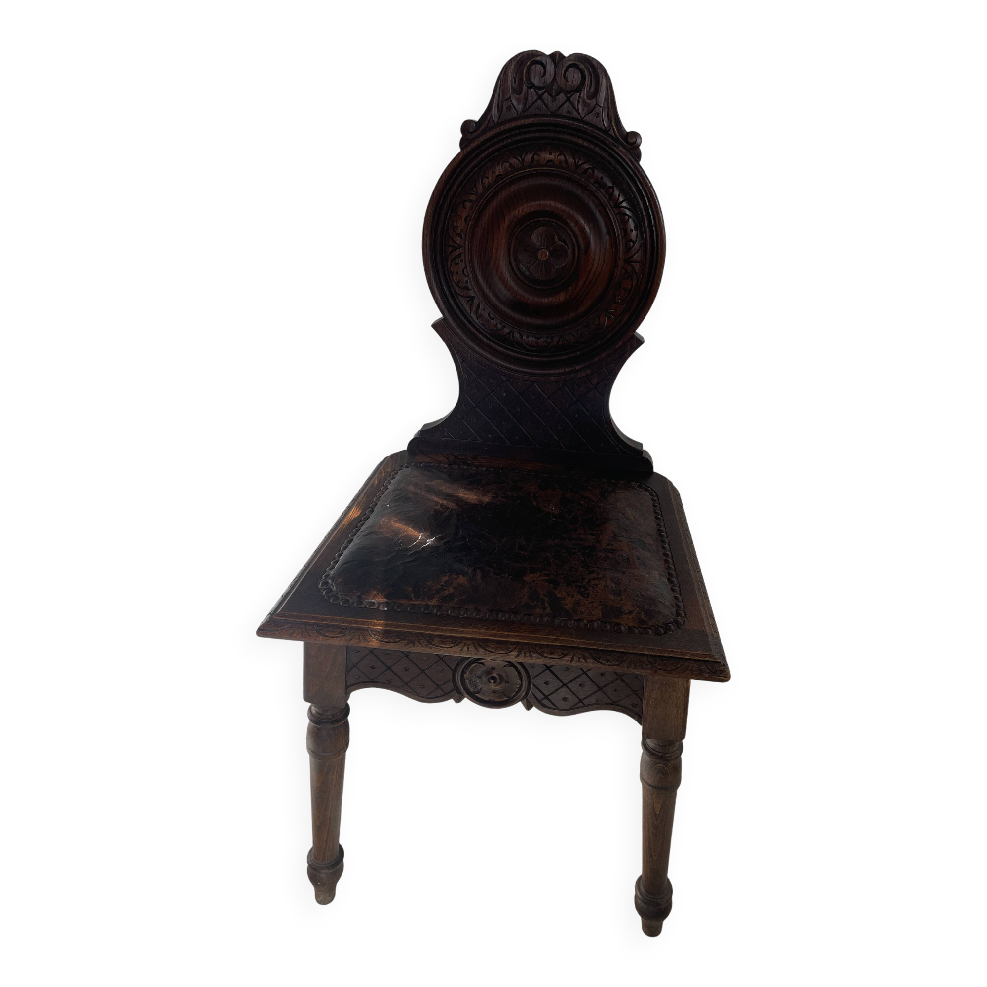 Wooden chair with Breton leather seat