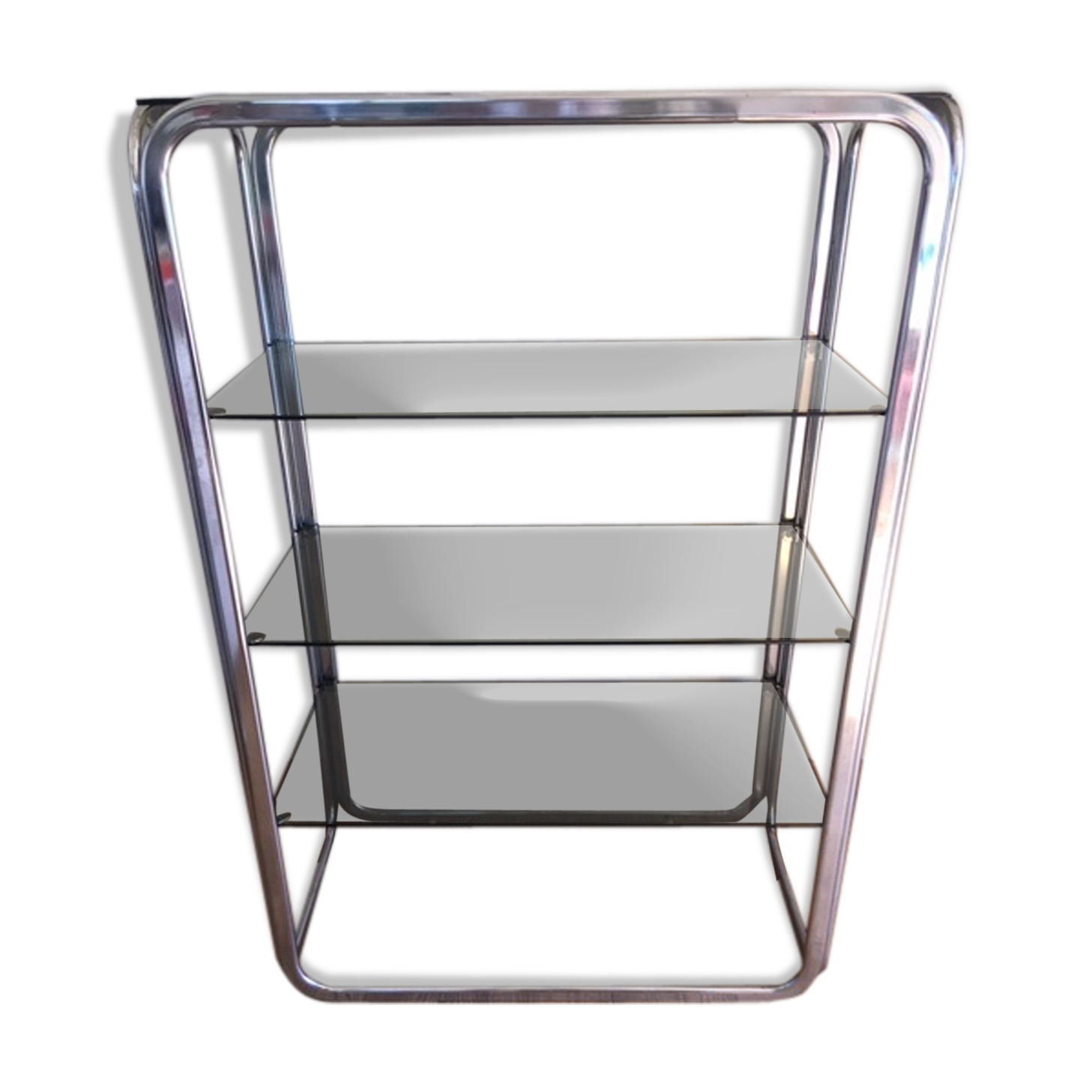 Chrome shelves and smoked glasses design