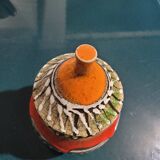 Vintage pot with lid