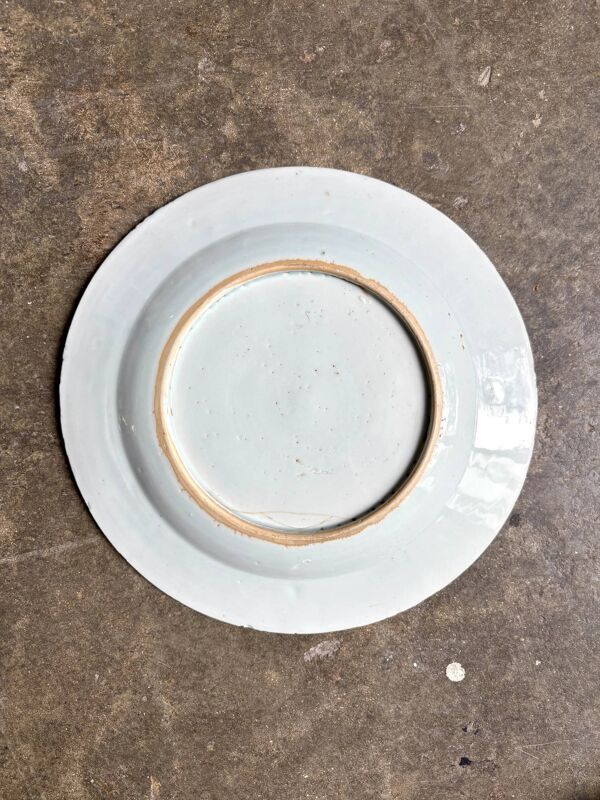 Assiette plate Compagnie des Indes en porcelaine peinte à la main, n°2