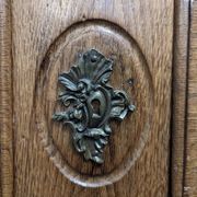 Louis XIV period chest of drawers in oak