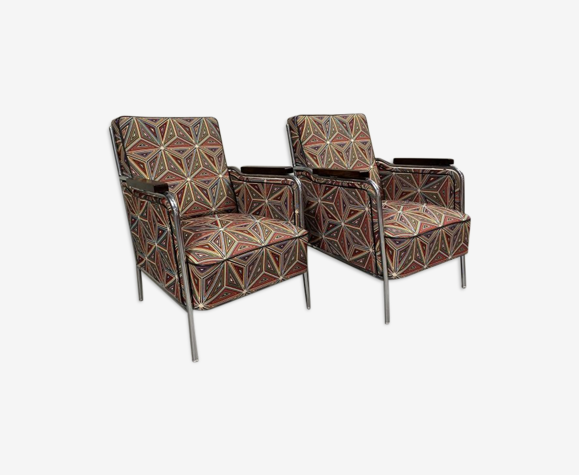 Paire de fauteuils chromés fonctionnalistes