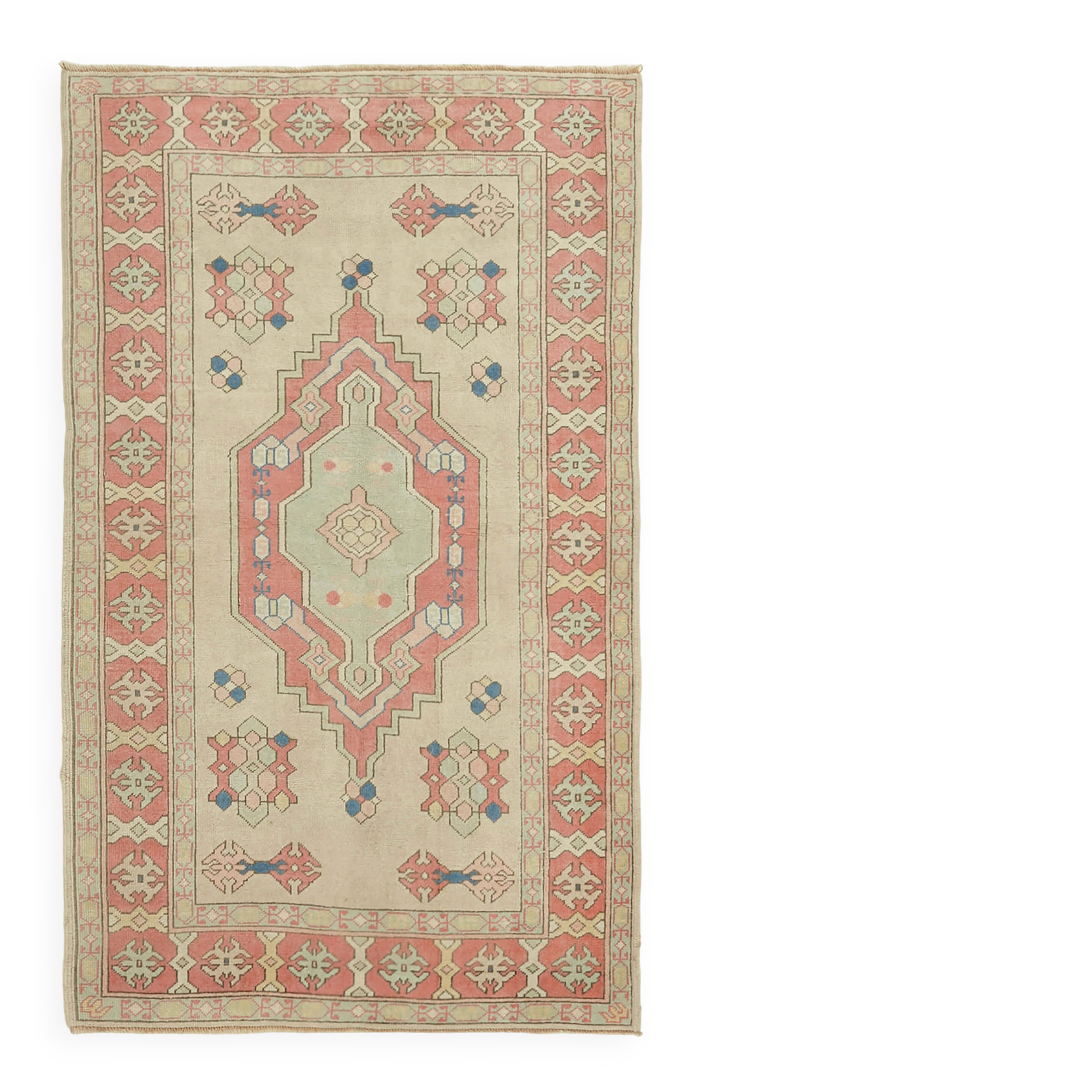 Turkish Vintage Anatolian Rug 139 cm x 226 cm