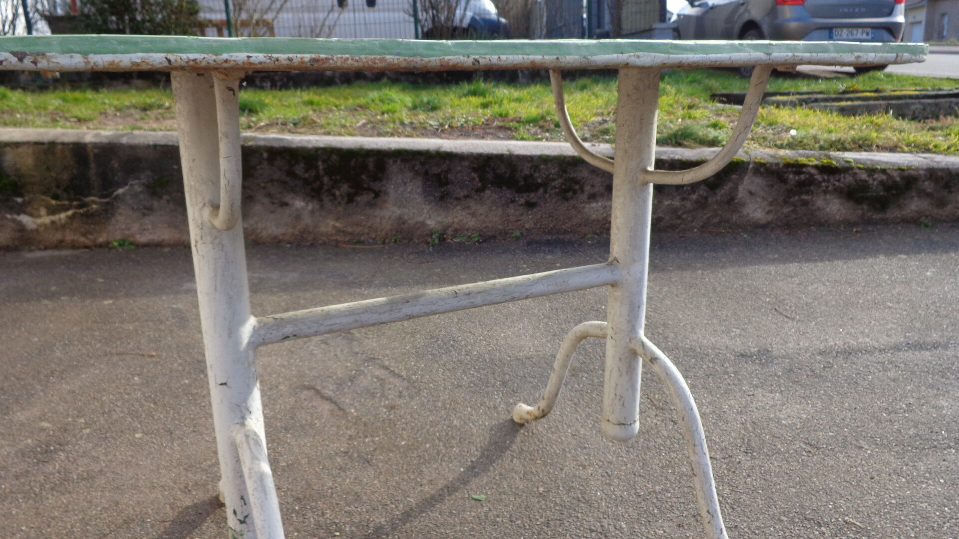 Country garden table