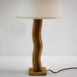 Lampe moderne en rotin ondulé