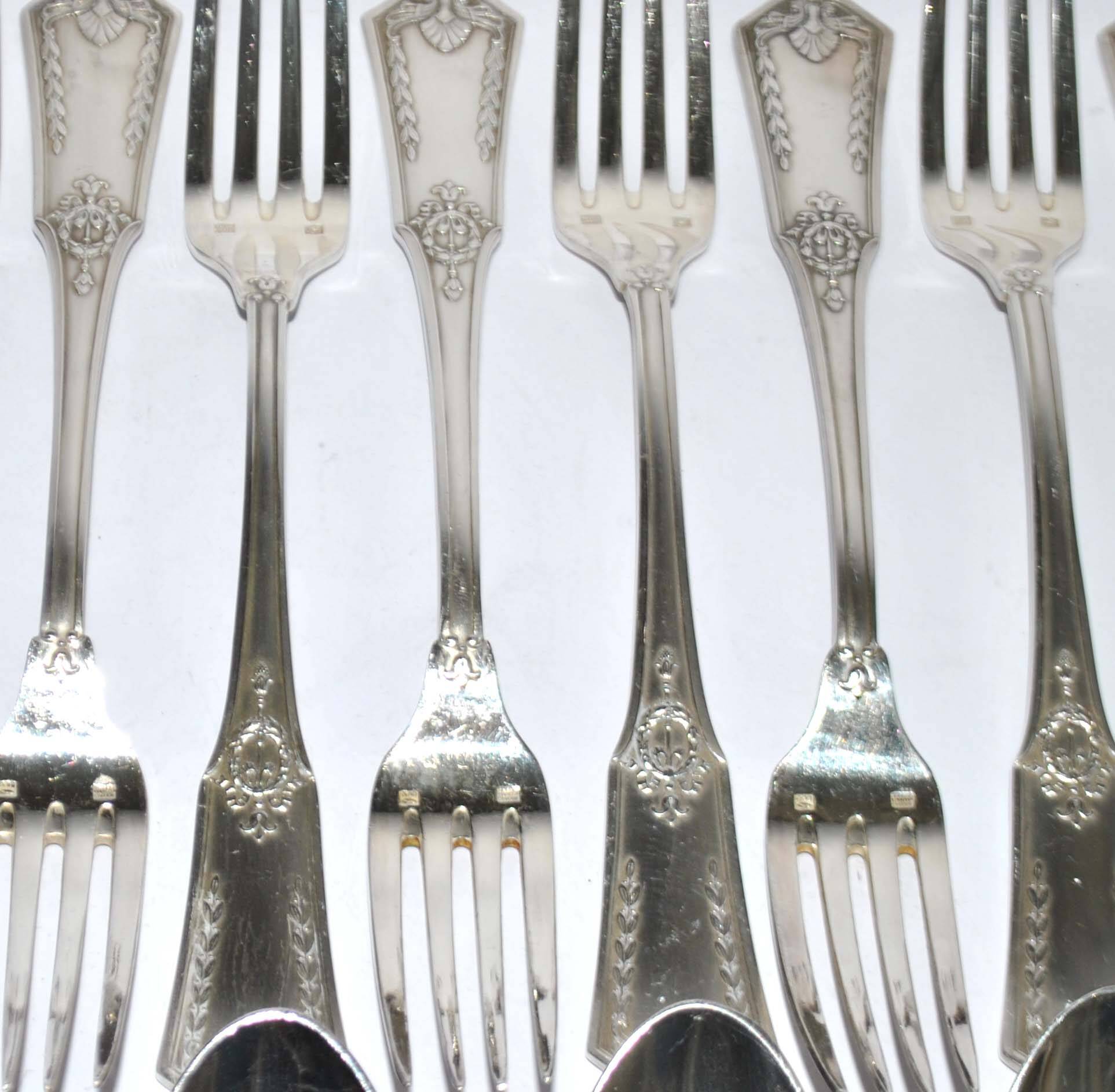 Lot 24 EMPIRE Silver Metal Table Cutlery SFAM model "Sans embarrass" 12 forks and 12 spoons