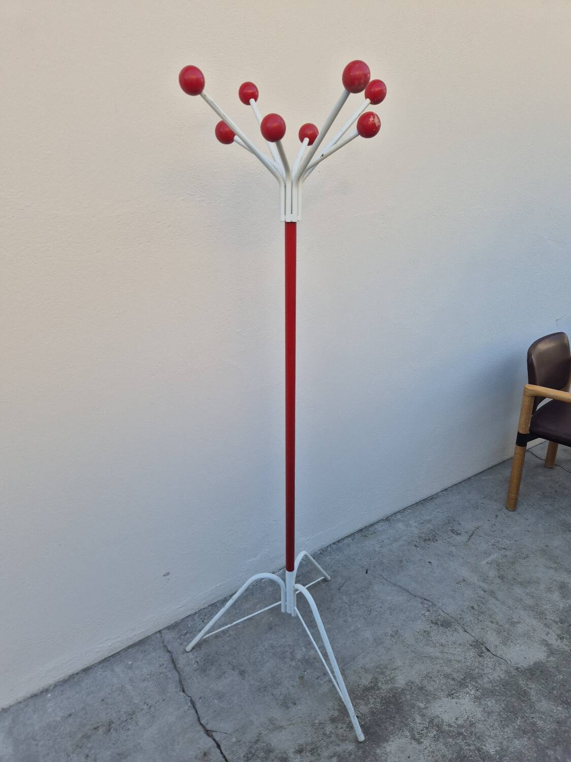 Vintage 1970s parrot coat rack with balls