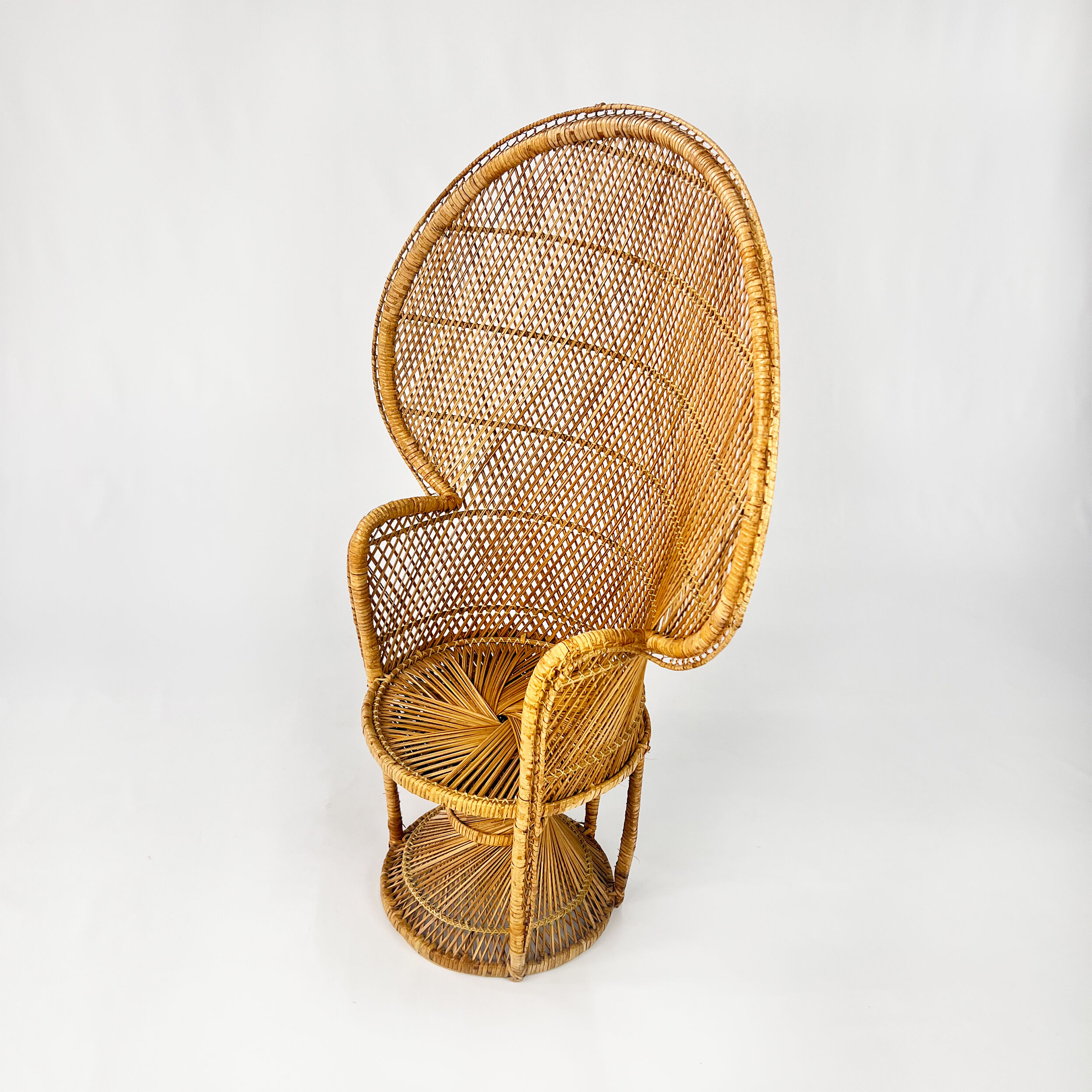 Vintage rattan and wicker peacock chair, 1970s