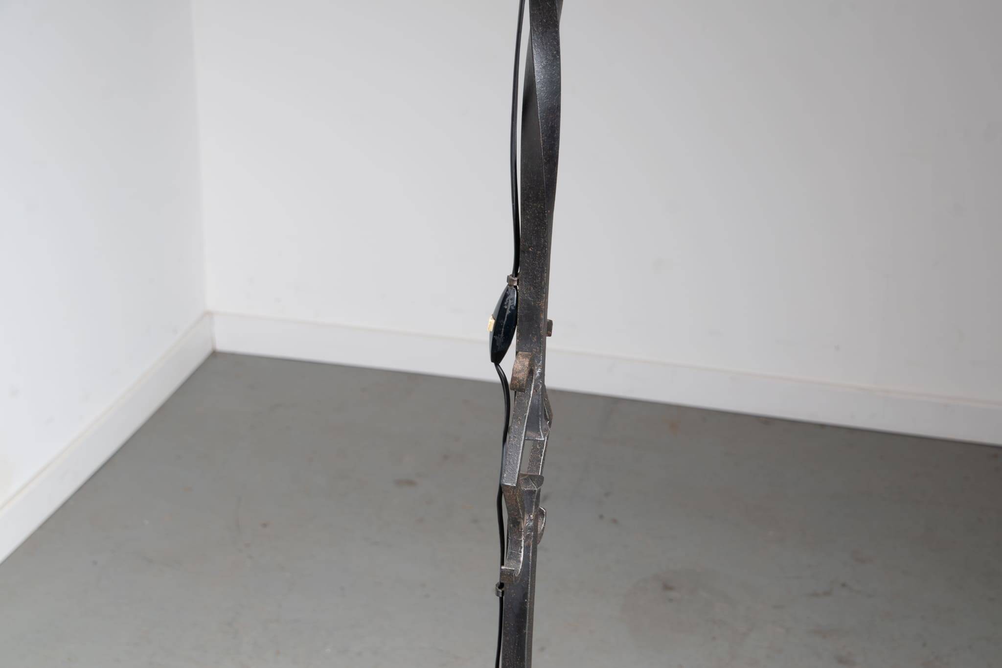 Lampadaire brutaliste en fer forgé