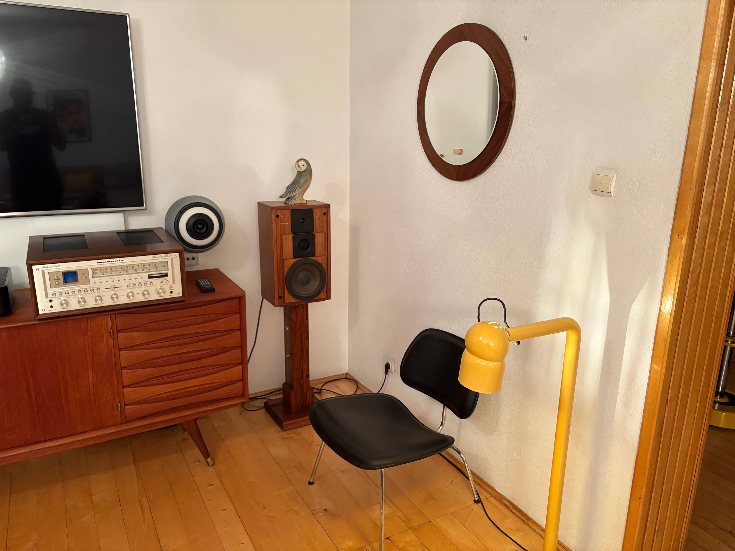 Scandinavian-style crystal mirror, Germany, 1970s