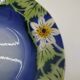 Plat creux aux Marguerites en porcelaine opaque de Gien
