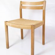 Ensemble de cinq chaises de salle à manger modèle 401 en chêne par Jørgen H. Møller