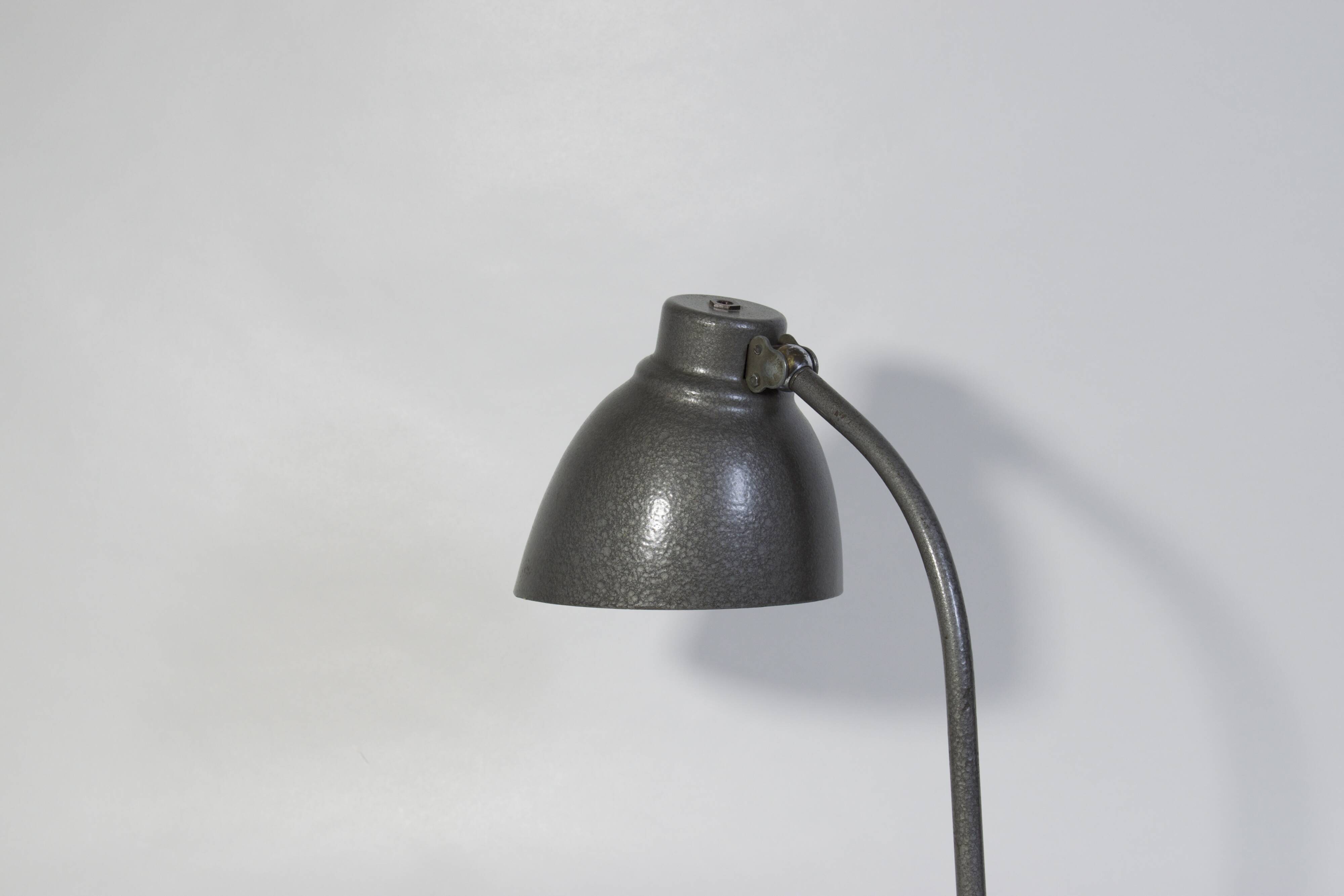 Office lamp, modernist metal, vintage