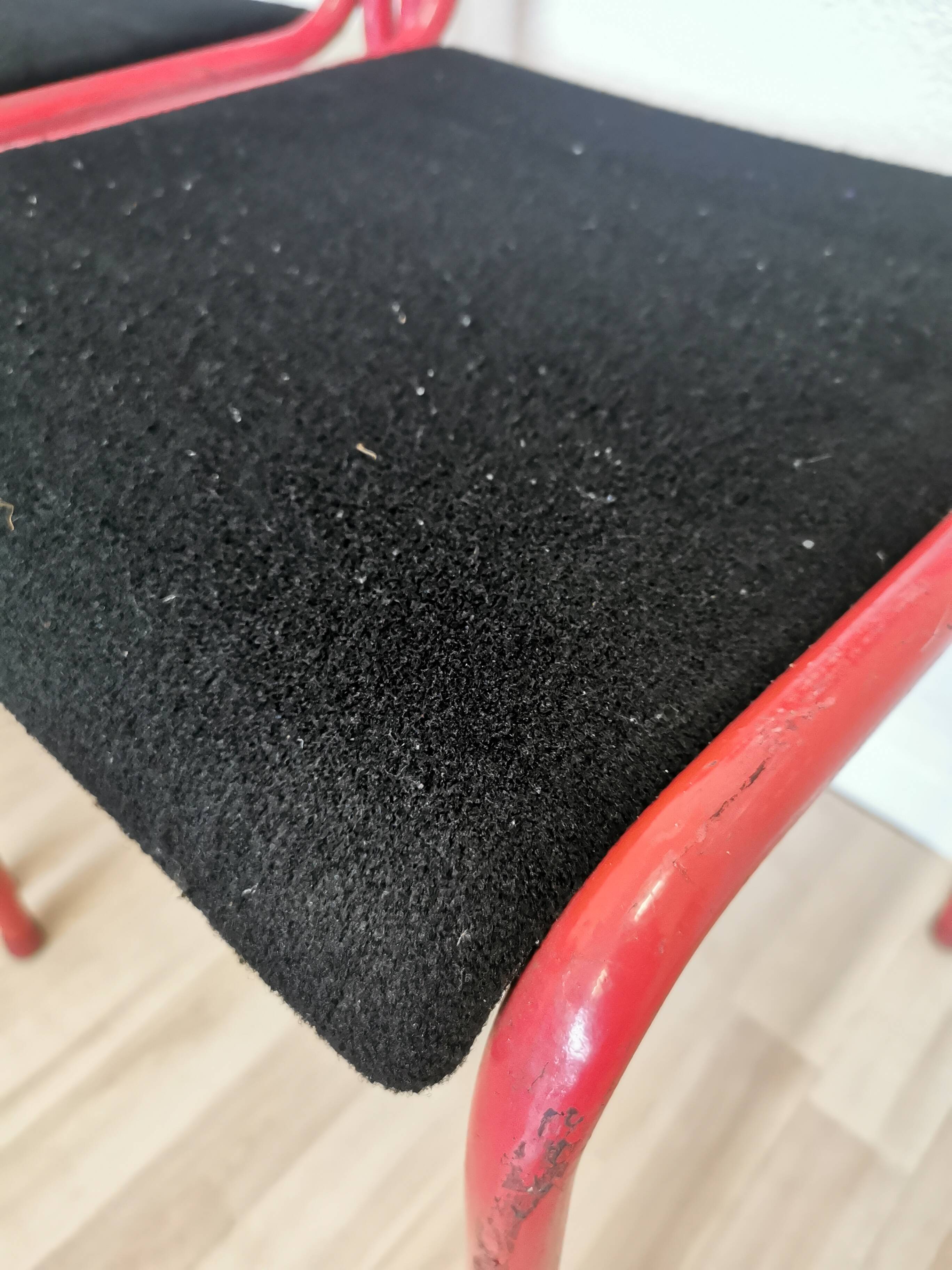 Set of 4 1970s Red & Black Metal Chair: Space Age Stackable Dining Chair