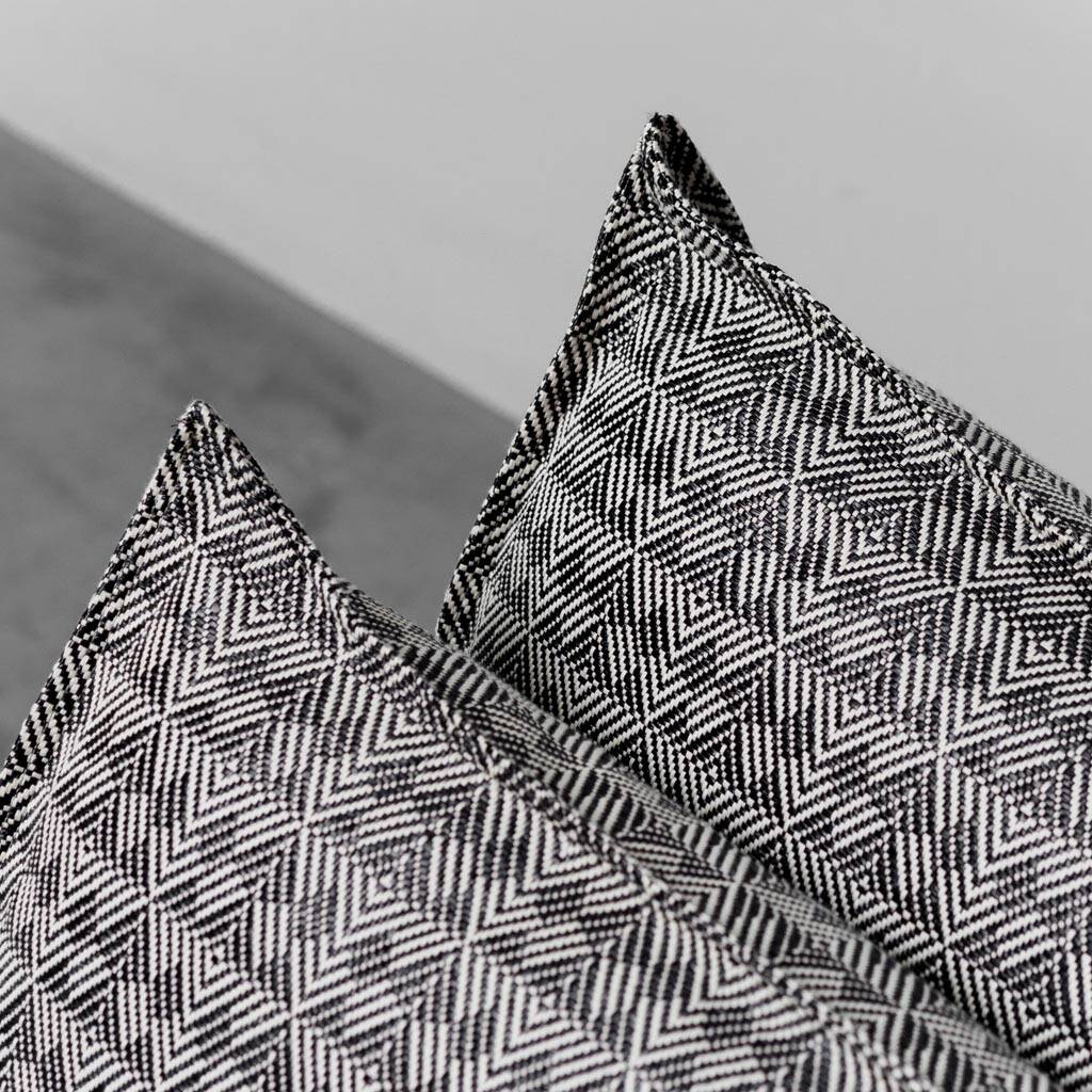 Poltrona in tessuto bonzo guzzetti aba anni ’70 vintage modernariato