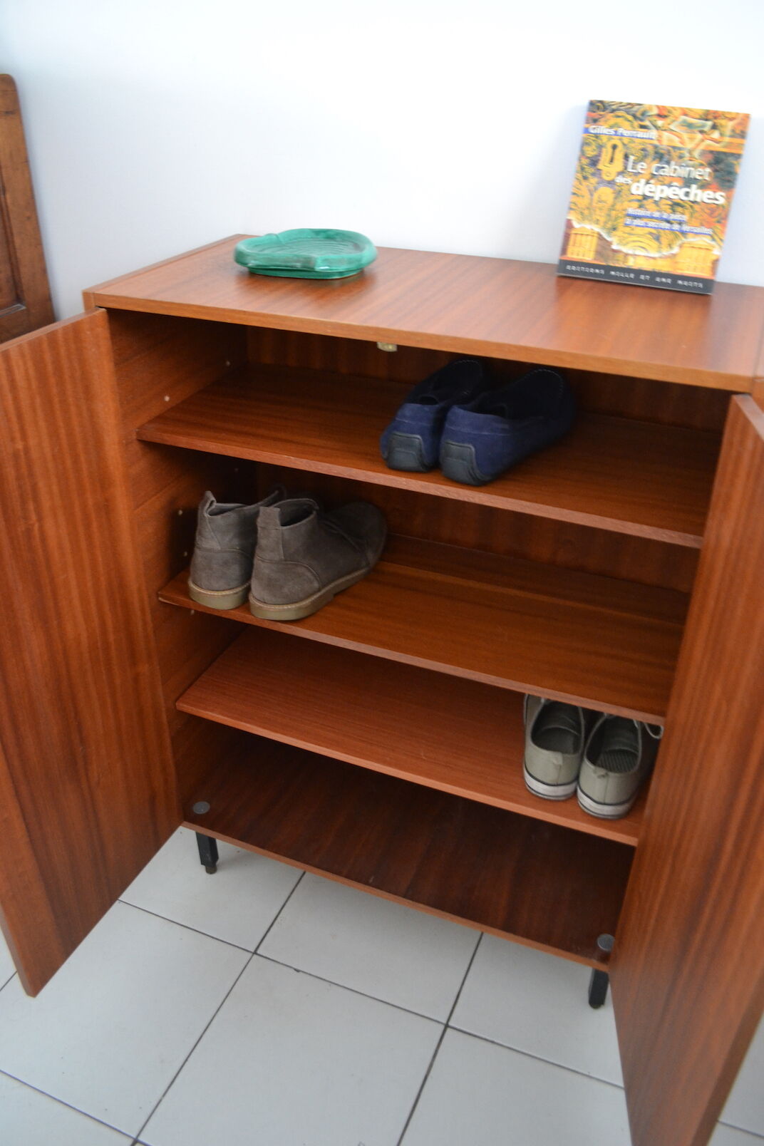 Meuble à chaussures vintage en teck