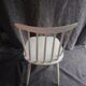 Chaise scandinave dossier barreaux