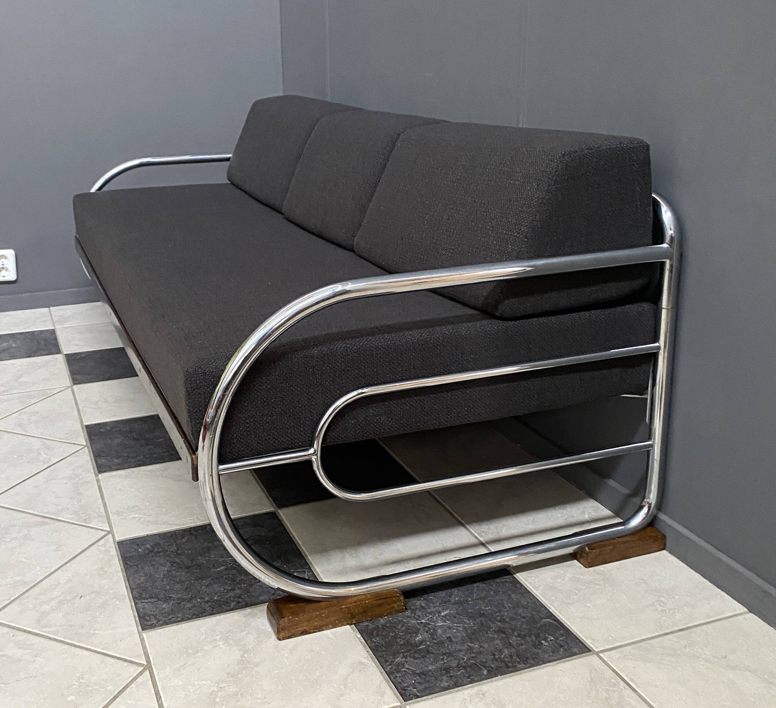 Méridienne / canapé Bauhaus chromé et noir par Hynek Gottwald